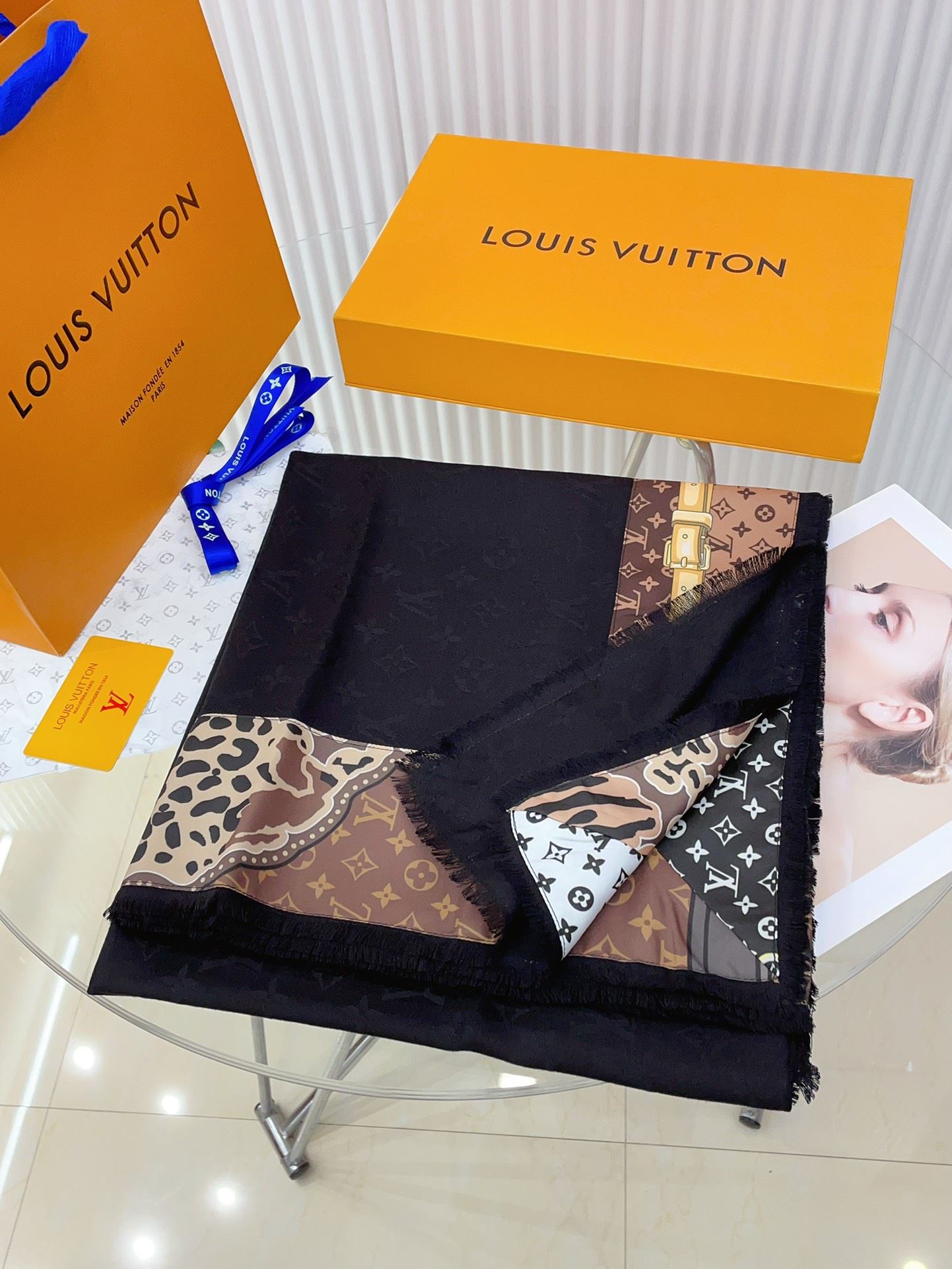 Louis Vuitton Scarf